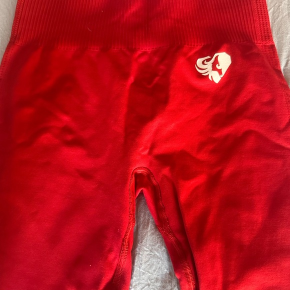 Women’s Best Red leggings - Picture 5 of 6